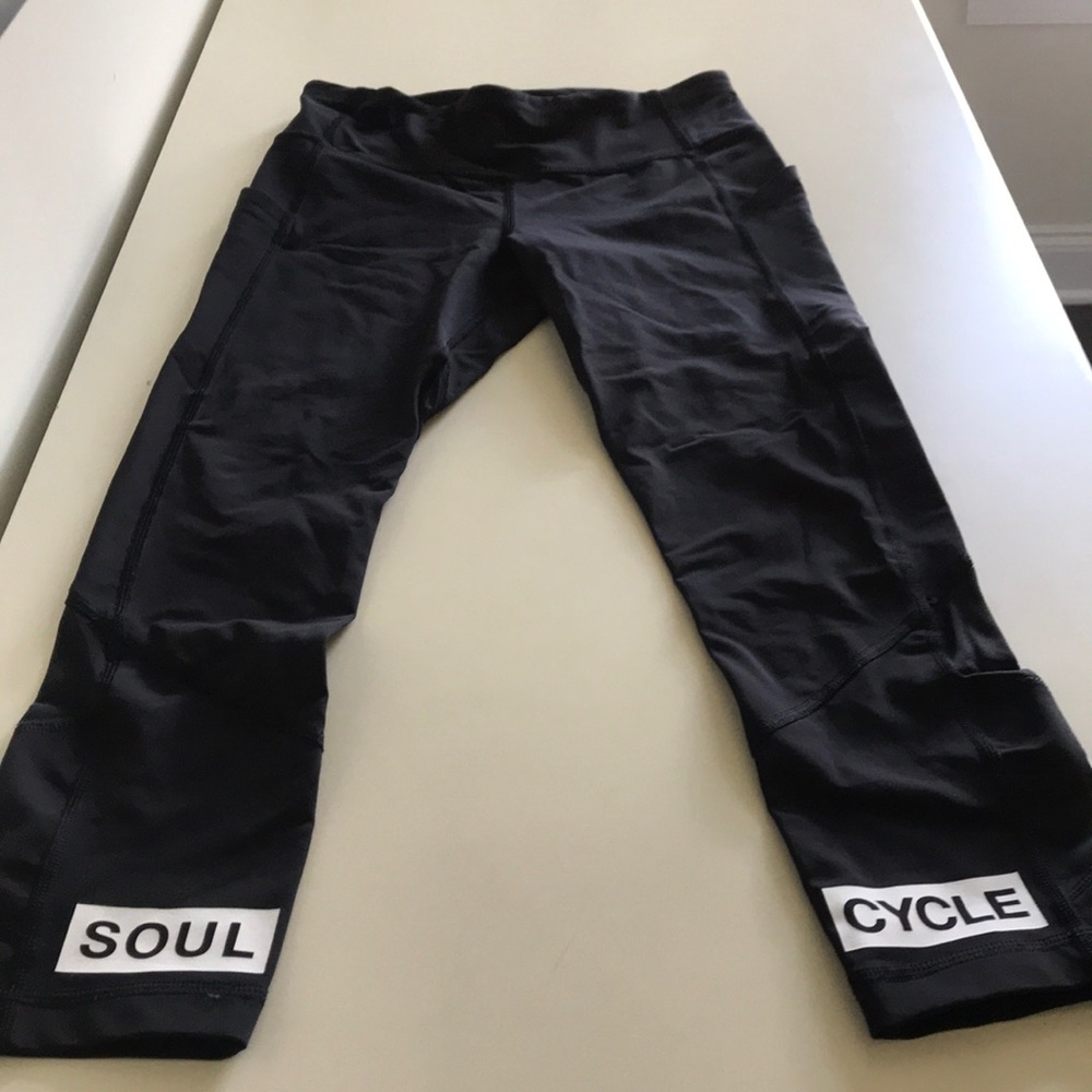 Lululemon 7/8  SoulCycle Sz4